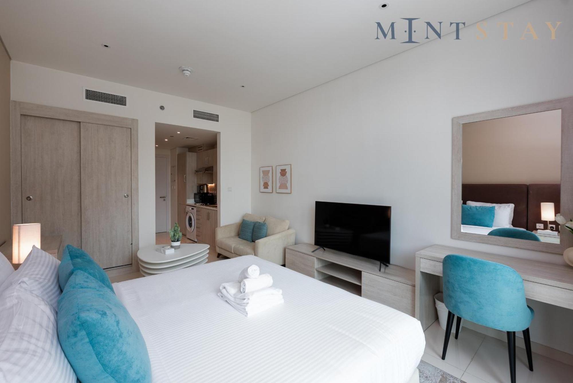 Seven Palm, Palm Jumeirah - Mint Stay Dubai Ngoại thất bức ảnh